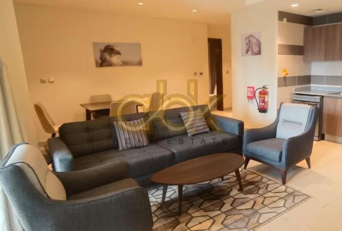 974395 - Property Image 2