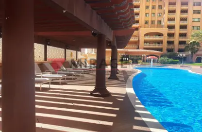 Apartment - 1 Bedroom - 2 Bathrooms for rent in Tower 10 - Porto Arabia - The Pearl Island - Doha
