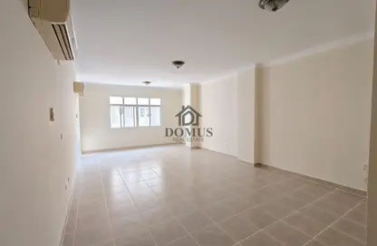 Apartment - 3 Bedrooms - 3 Bathrooms for rent in Anas Street - Fereej Bin Mahmoud North - Fereej Bin Mahmoud - Doha