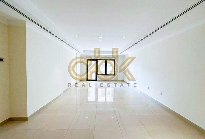 953486 - Property Image 2