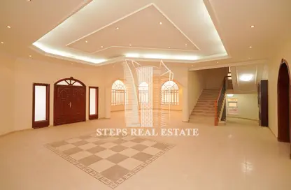 Empty Room image for: Villa - 7 Bedrooms - 6 Bathrooms for rent in West Bay Villas - West Bay - West Bay - Doha, Image 1