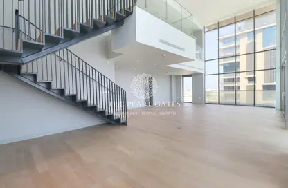 Duplex - 3 Bedrooms - 5 Bathrooms for sale in Seef Lusail - Lusail City - Lusail
