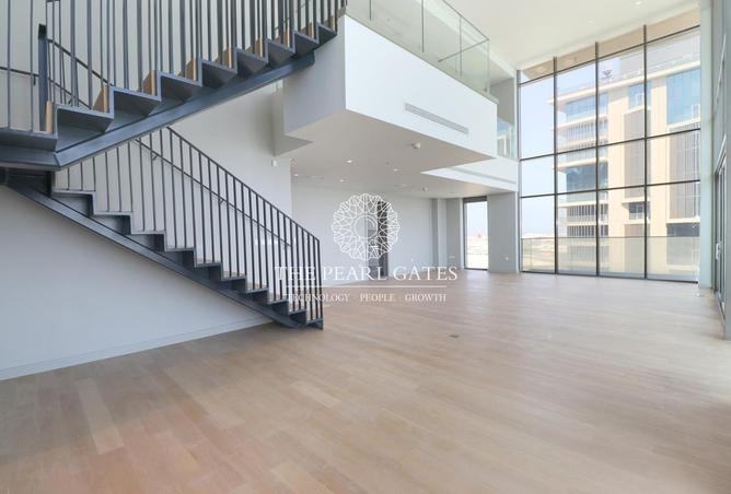 974445 - Property Main Image