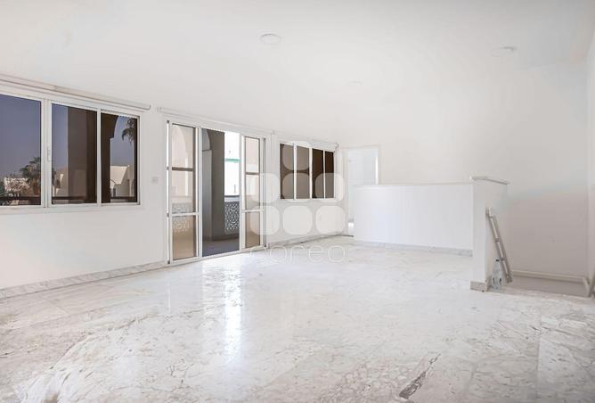 984181 - Property Image 3