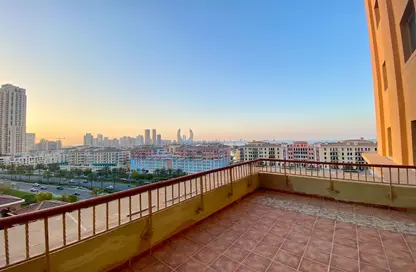 Apartment - 1 Bedroom - 2 Bathrooms for rent in West Porto Drive - Porto Arabia - The Pearl Island - Doha