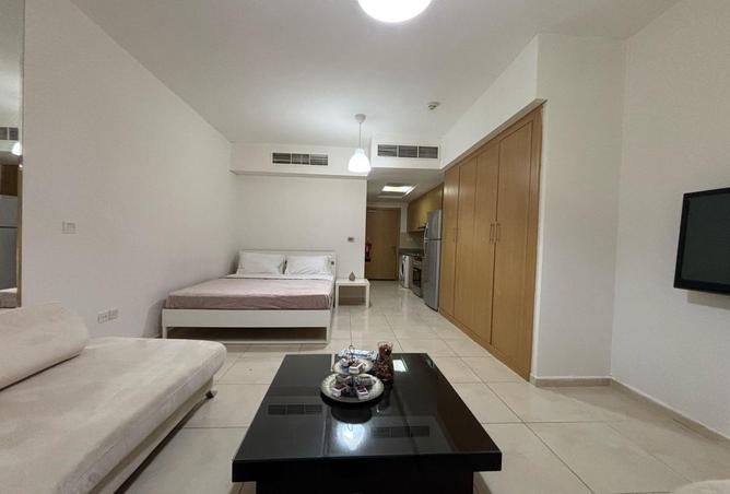 987038 - Property Image 3