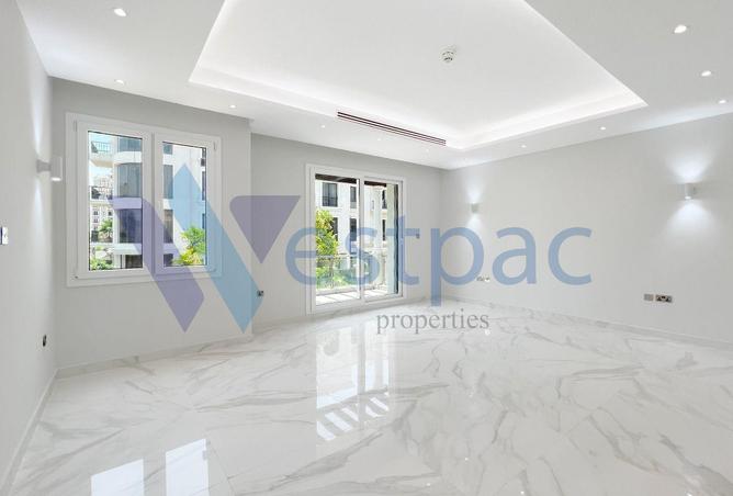 978877 - Property Image 3