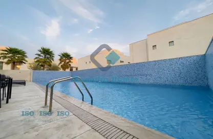 مجمع سكني - 4 غرف نوم - 6 حمامات للايجار في المعمورة - المعمورة - الدوحة