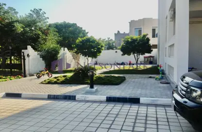 فيلا - 5 غرف نوم - 6 حمامات للايجار في البوابة الجنوبية - بحيرة وست لاجون - الدوحة