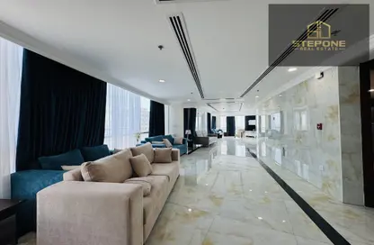 Duplex - 4 Bedrooms - 6 Bathrooms for rent in West Bay Tower - West Bay - West Bay - Doha