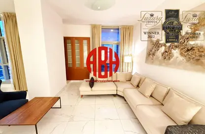 Apartment - 2 Bedrooms - 4 Bathrooms for rent in Al Shatt Street - West Bay - Doha