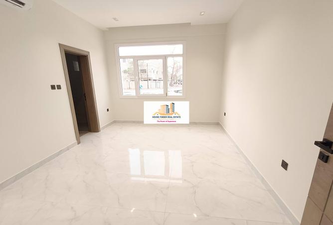 1002311 - Property Image 3