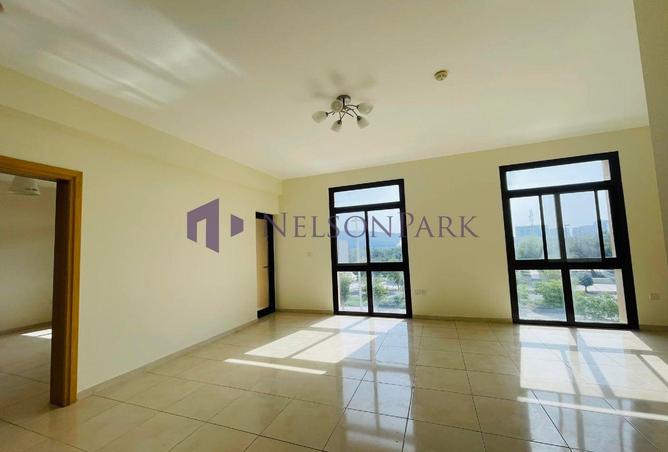 949622 - Property Image 2