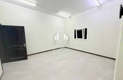 Apartment - Studio - 1 Bathroom for rent in Ain Khaled - Doha