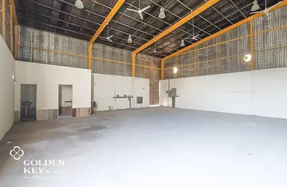 Warehouse - Studio - 2 Bathrooms for rent in Industrial Area 1 - Industrial Area - Doha