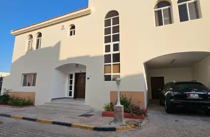 مجمع سكني - 4 غرف نوم - 5 حمامات للايجار في سلاطة الجديدة - سلاطة - الدوحة