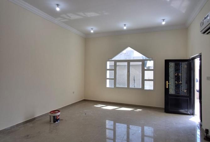 974245 - Property Image 3