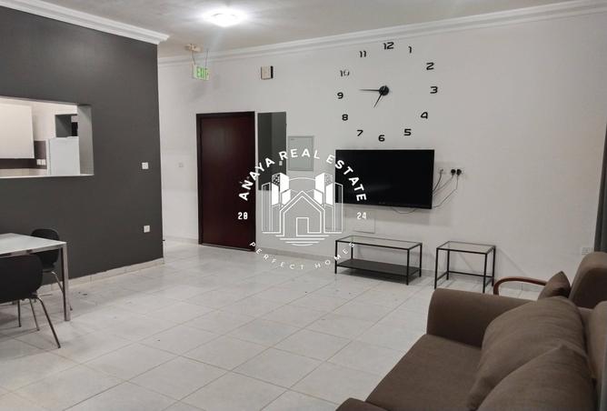 902087 - Property Image 2