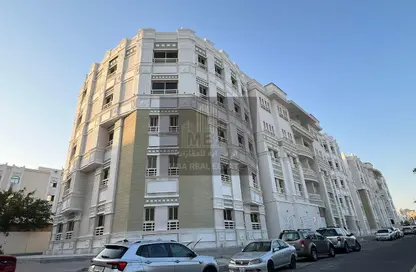 Apartment - 3 Bedrooms - 3 Bathrooms for rent in Muntazah 7 - Al Muntazah - Doha