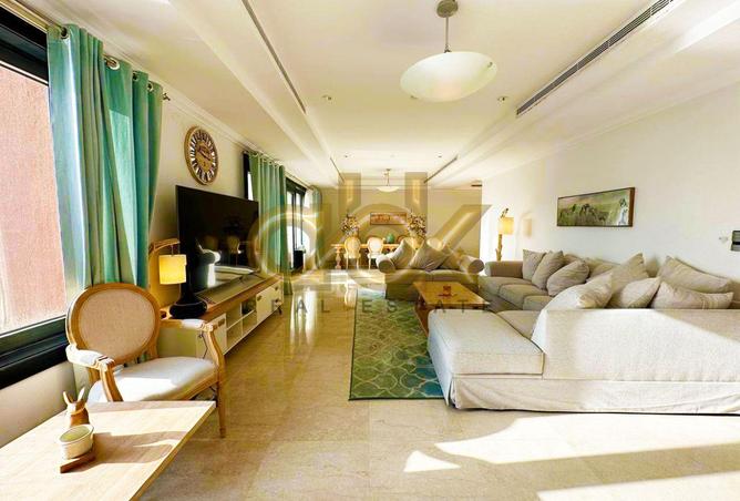 740224 - Property Image 2