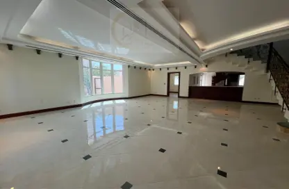 Villa - 5 Bedrooms - 6 Bathrooms for rent in West Bay Lagoon Villas - West Bay Lagoon - West Bay Lagoon - Doha