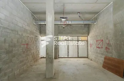 محل تجاري - استوديو - 1 حمام للايجار في L07 - فوكس هيلز - الوسيل