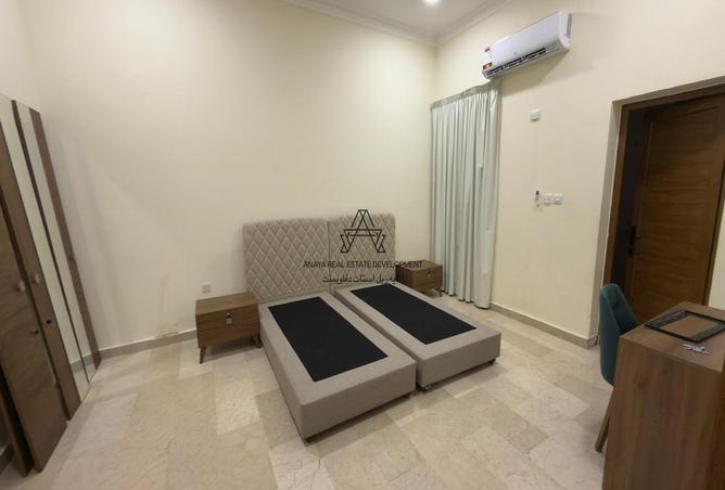950044 - Property Image 3