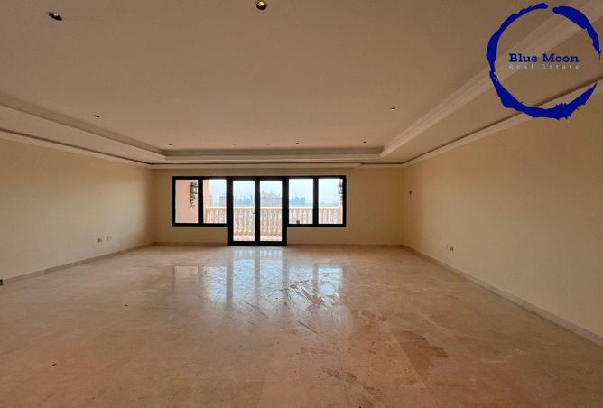 925889 - Property Image 3