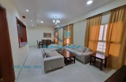 Apartment - 3 Bedrooms - 3 Bathrooms for rent in Ramada Commercial Building - Al Rawabi Street - Al Muntazah - Doha