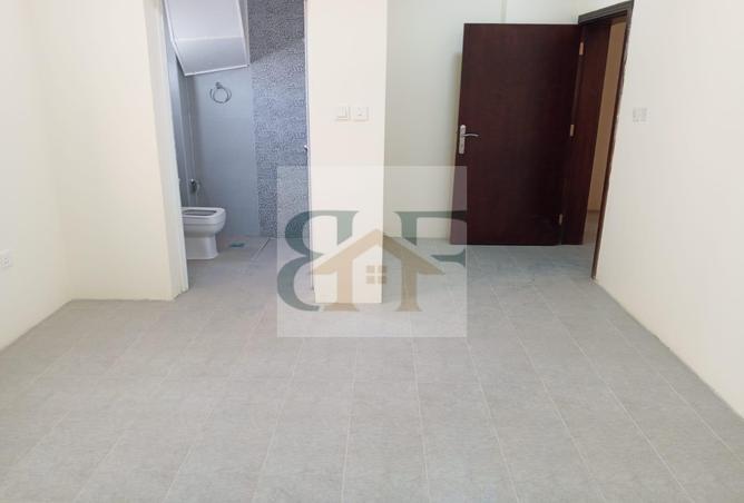 954276 - Property Image 2