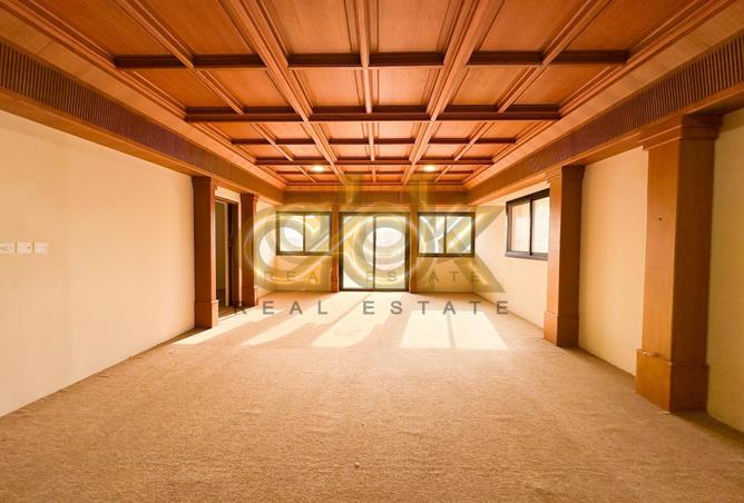 795652 - Property Image 3