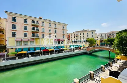 Townhouse - 3 Bedrooms - 4 Bathrooms for rent in Murano - Qanat Quartier - The Pearl Island - Doha