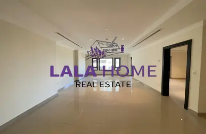Apartment - 1 Bedroom - 2 Bathrooms for rent in East Porto Drive - Porto Arabia - The Pearl Island - Doha Apartment - 1 Bedroom - 2 Bathrooms for rent in East Porto Drive - Porto Arabia - The Pearl Island - Doha
