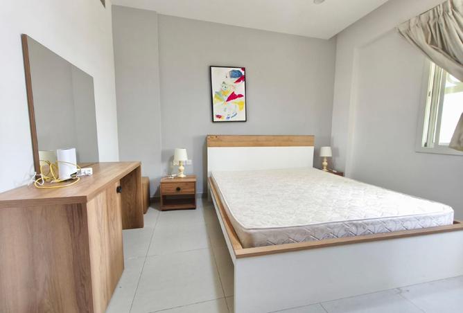 1005323 - Property Image 2