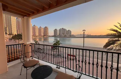 Townhouse - 3 Bedrooms - 5 Bathrooms for rent in Viva Central - Viva Bahriyah - The Pearl Island - Doha