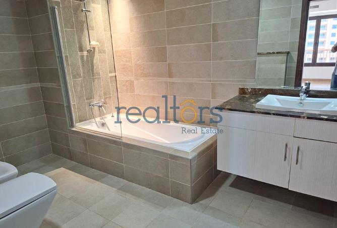 950194 - Property Image 3