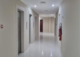 صورةردهة-ممر لـ: شقة - 2 غرف نوم - 2 حمامات للكراء في فريج بن محمود الشمالي - فريج بن محمود - الدوحة, صورة 1