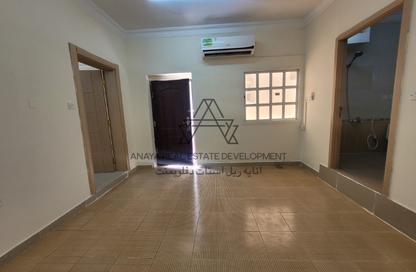 Apartment - 1 Bedroom - 1 Bathroom for rent in Ain Khaled Villas - Ain Khaled - Doha