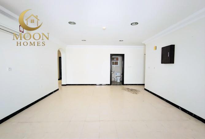 979391 - Property Image 2