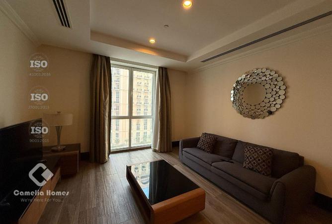 988657 - Property Image 2