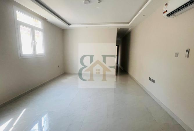 953962 - Property Image 2