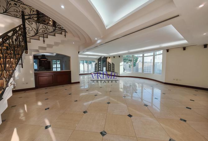 962649 - Property Image 2