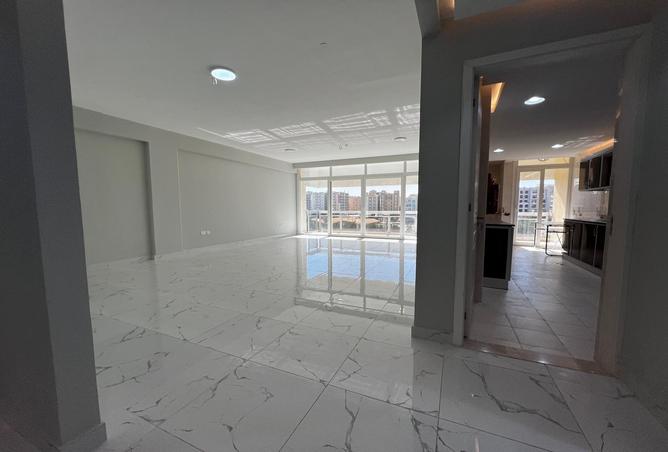 999856 - Property Image 2