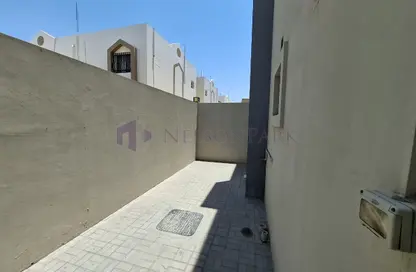 مجمع سكني - 3 غرف نوم - 3 حمامات للايجار في الغرافة - الغرافة - الدوحة