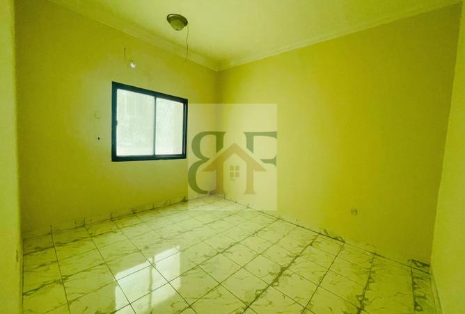 943081 - Property Image 3