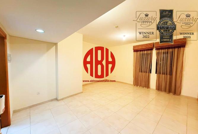 1004223 - Property Image 2