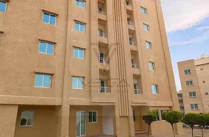 Apartment - 3 Bedrooms - 3 Bathrooms for rent in Najma Street - Najma - Doha