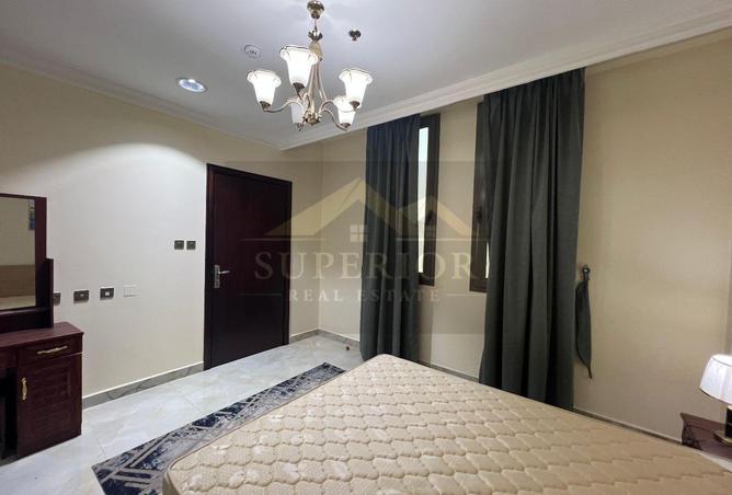 923501 - Property Image 2