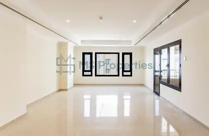 Apartment - 2 Bedrooms - 2 Bathrooms for rent in East Porto Drive - Porto Arabia - The Pearl Island - Doha