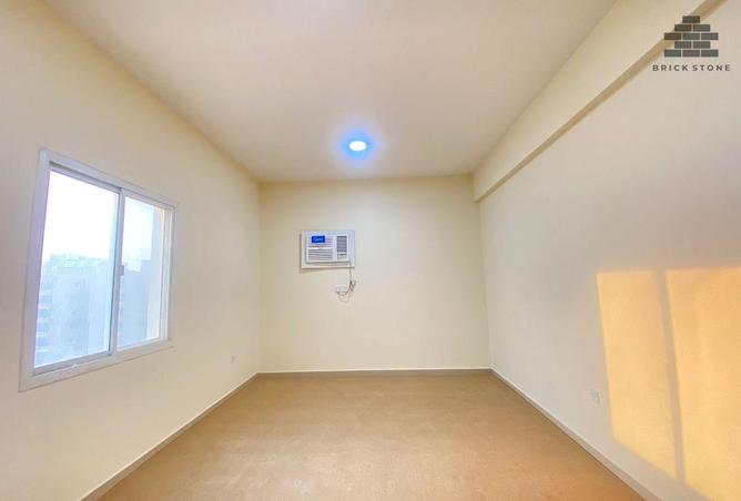 921599 - Property Image 3